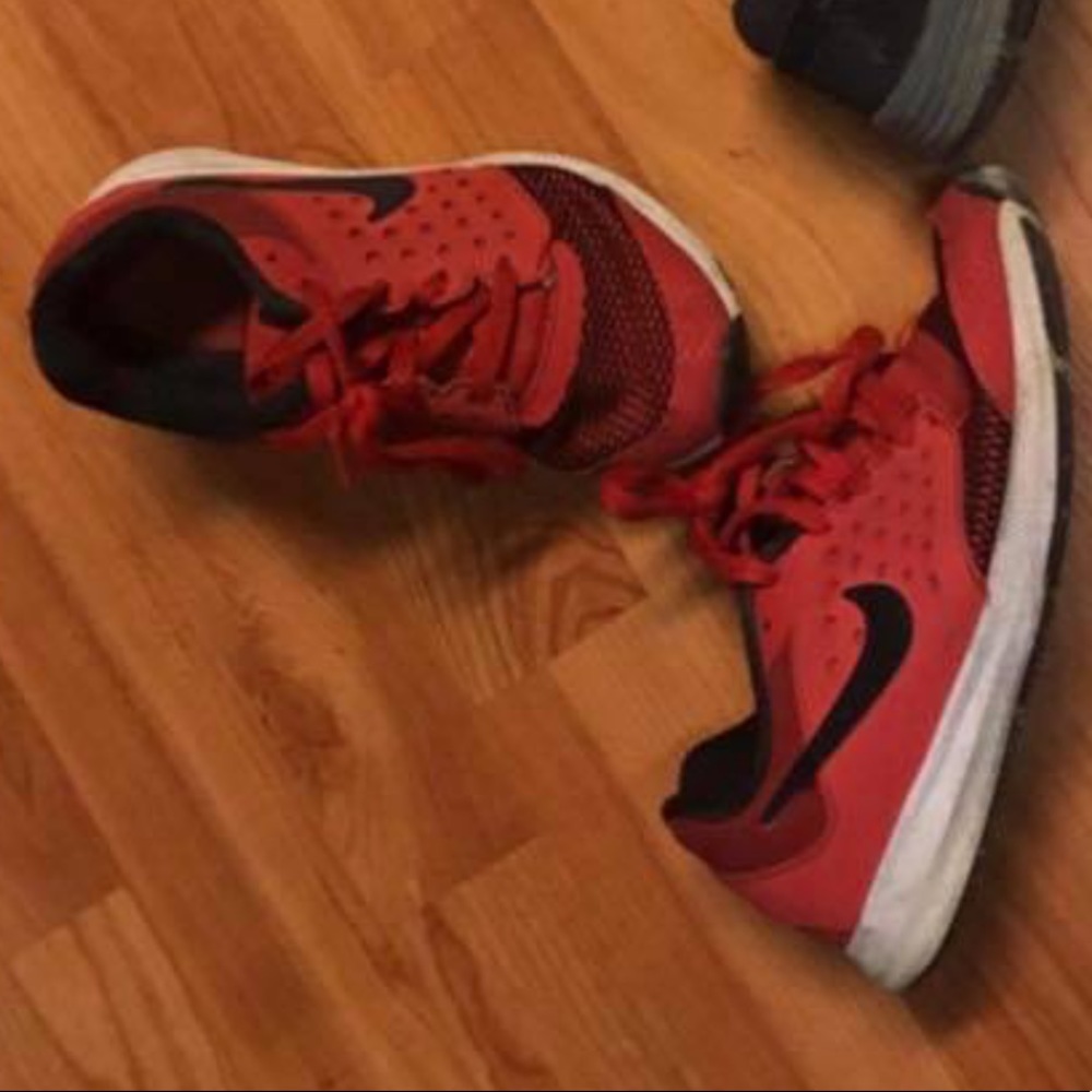 Low top Nike